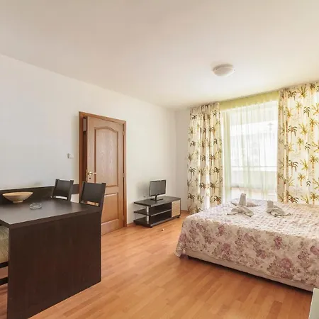 Apartmán Guest Co Morenia *