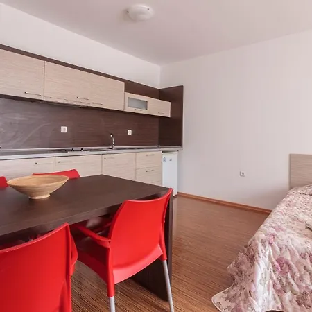 Apartament Guest Co Morenia